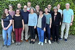 Das Ensemble von Chaos im Bestattungshaus